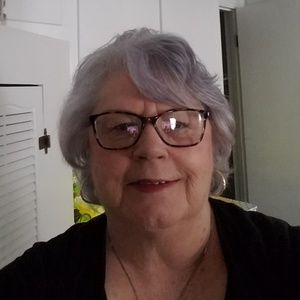 Meet your Posher, Elaine